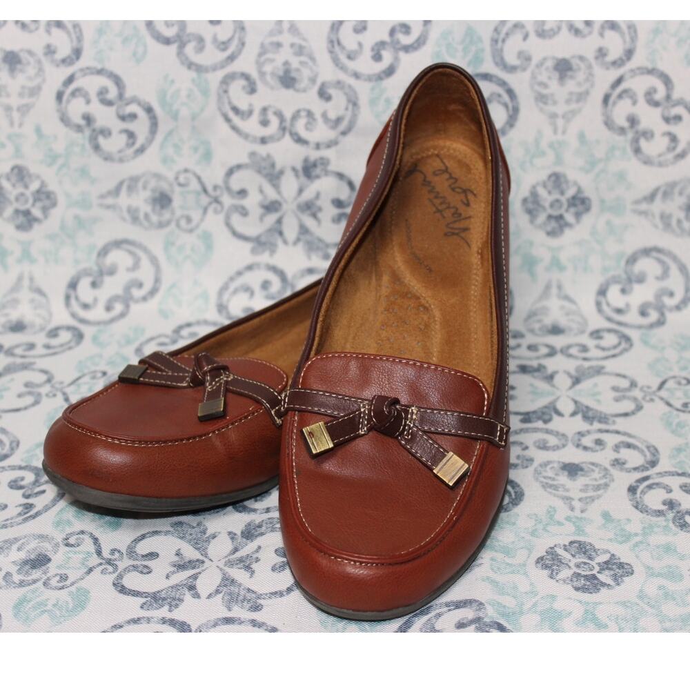 Natural Soul Women's Gracee Loafer Brown Size 9Wide